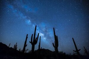 cuanto pesa la Vía Lactea
